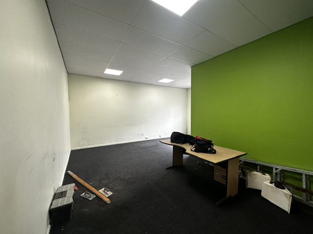 To Let Commercial Property for Rent in Paarden Eiland Western Cape